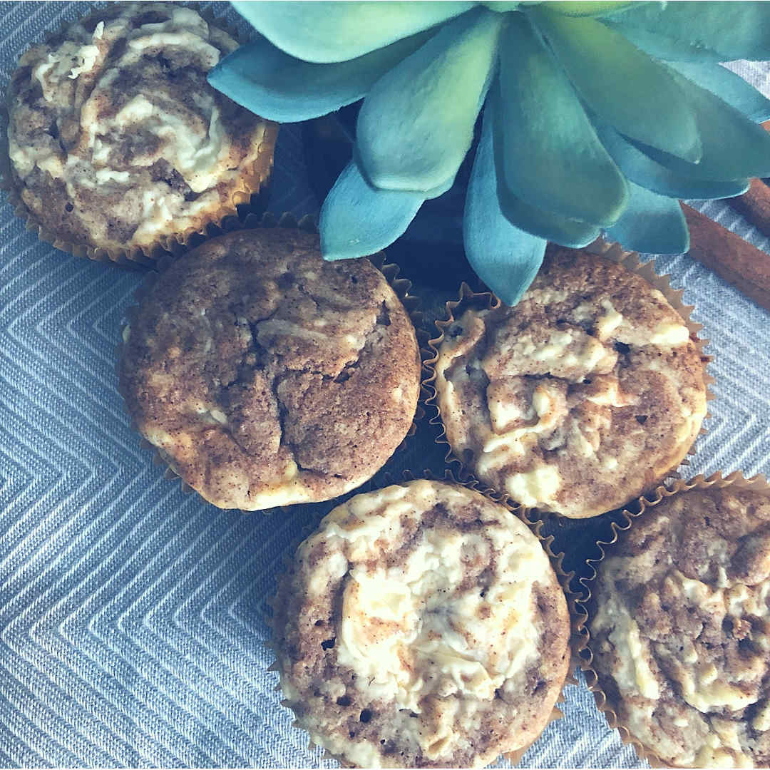 Low Carb Cinnamon Roll Muffins (Sugar-free Grain-free & Keto friendly)