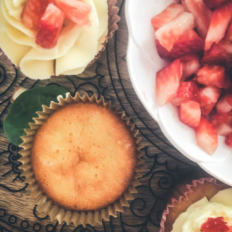 Low Carb Strawberry Shortcake Cupcakes (No sugar or grains!) 