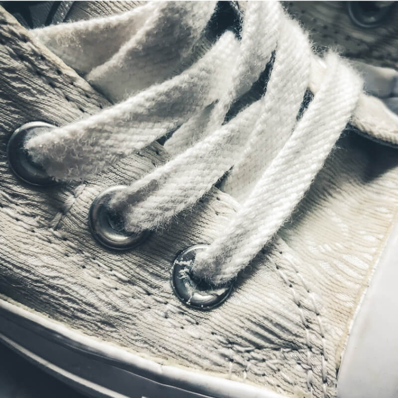 Clean Sneakers! How to get them white and squeaky clean